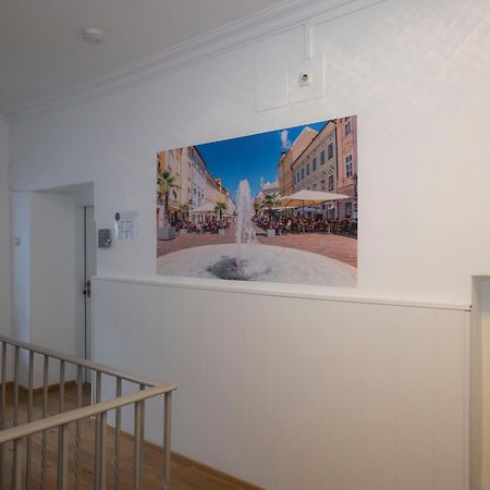Cityhotel Am Domplatz Self-Checkin Клагенфурте Экстерьер фото
