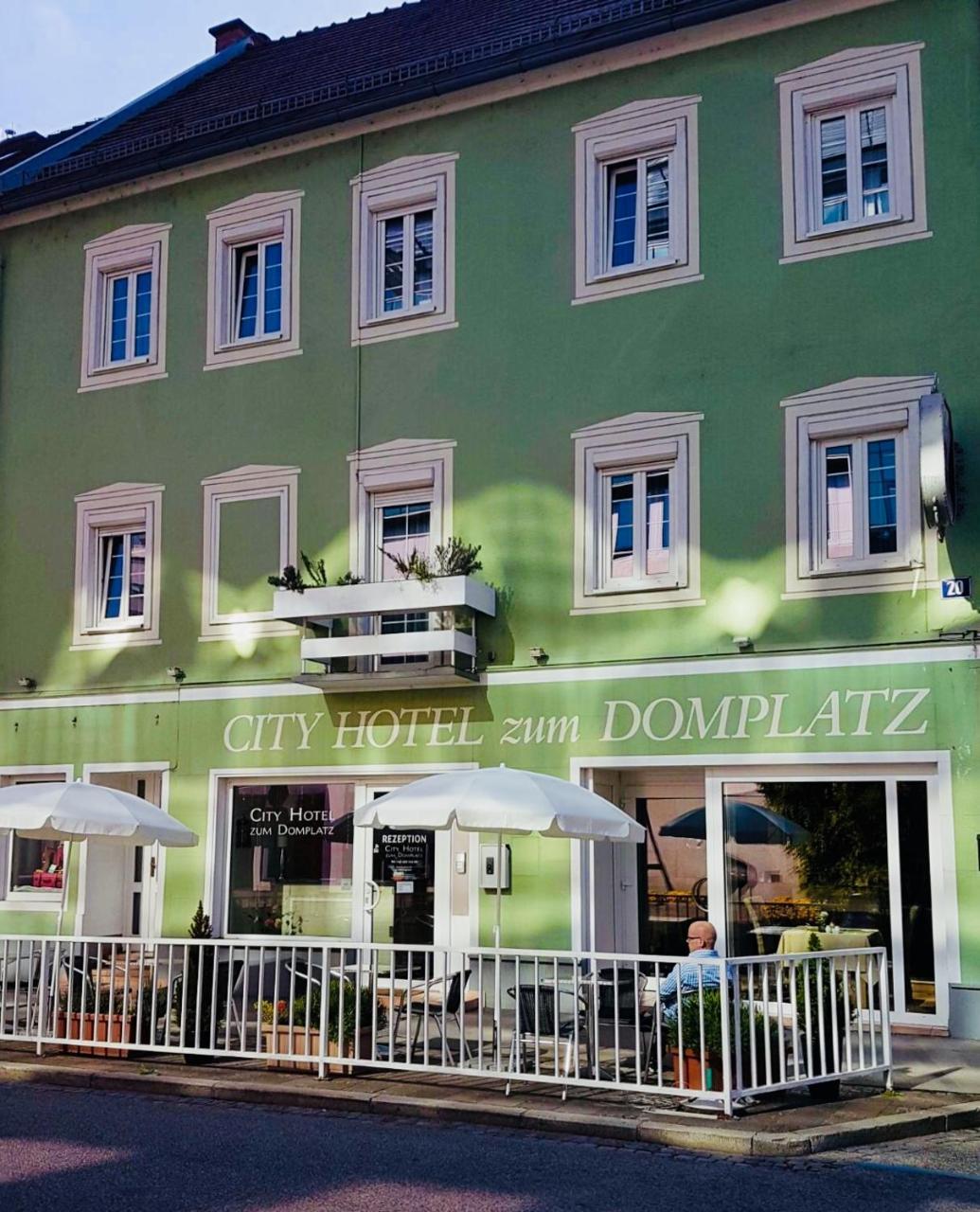 Cityhotel Am Domplatz Self-Checkin Клагенфурте Экстерьер фото